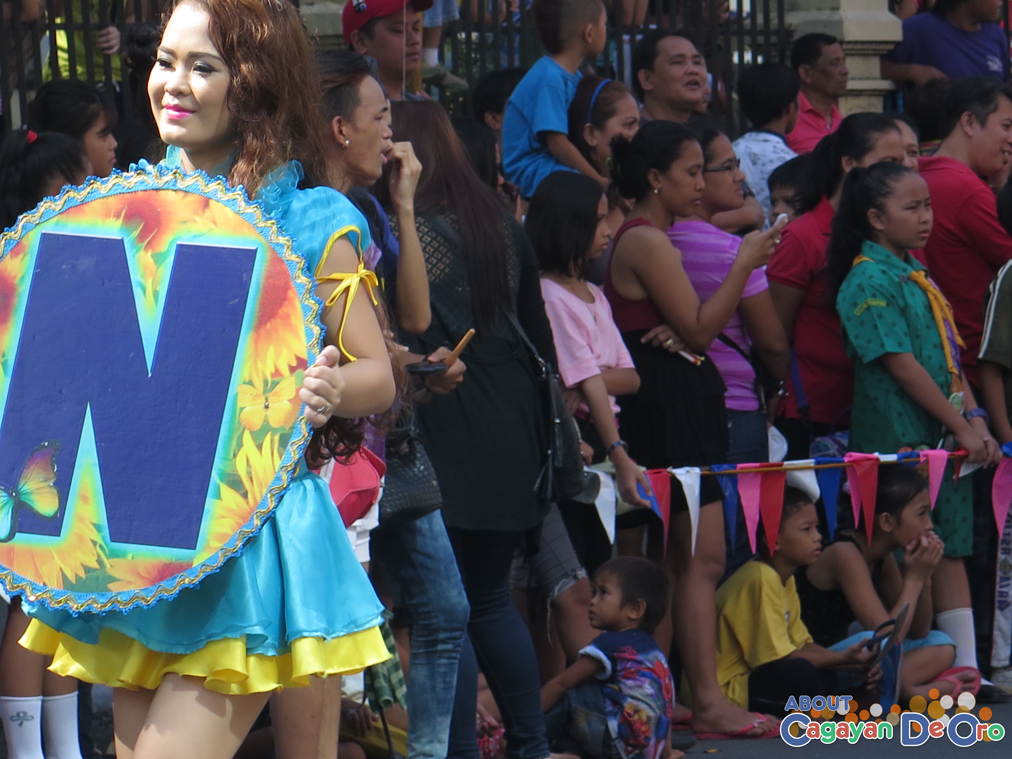 Bulua National High School at Cagayan de Oro The Higalas Parade of Floats and Icons 2015
