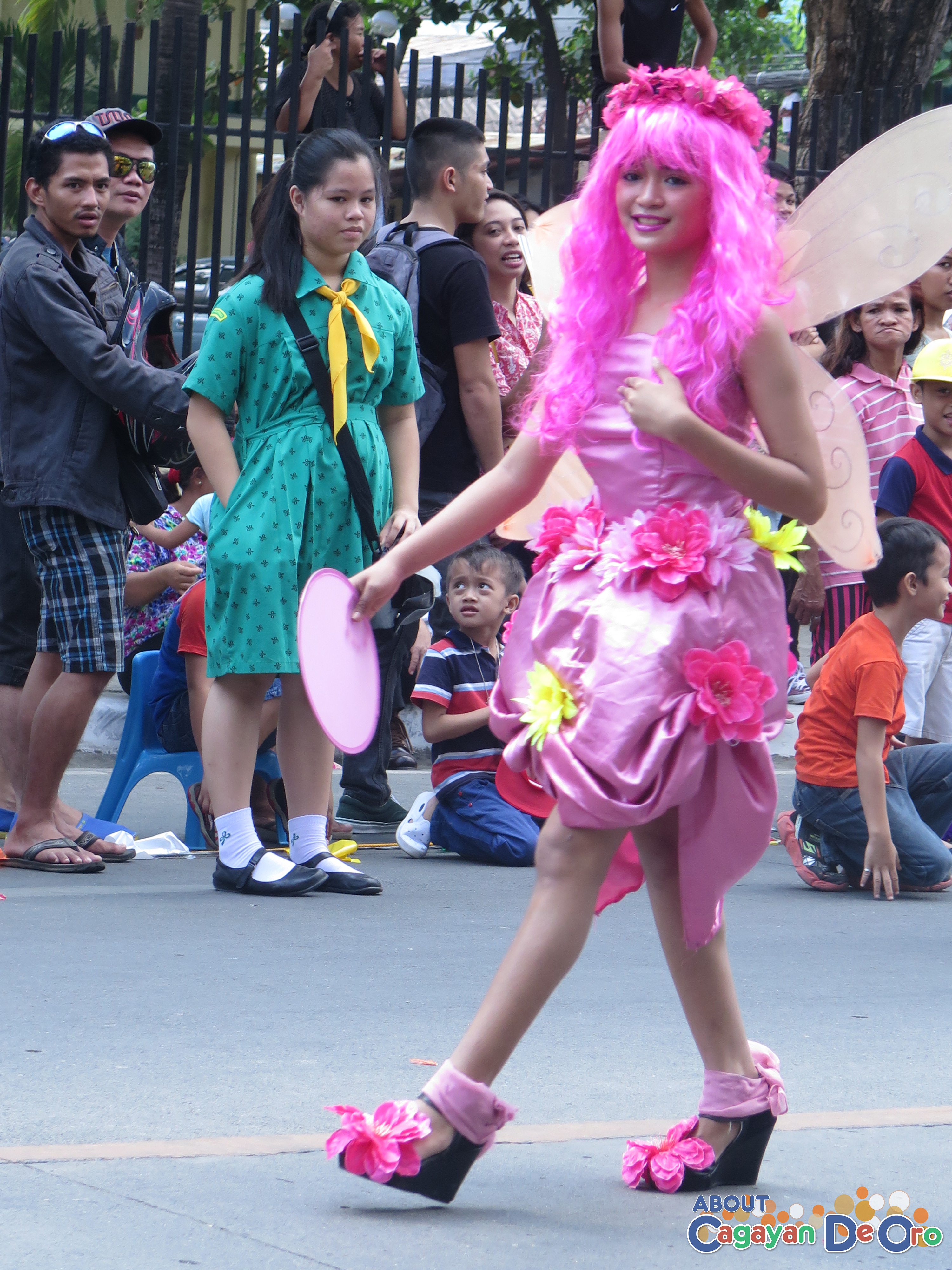 Consolacion Elementary School at Cagayan de Oro The Higalas Parade of Floats and Icons 2015