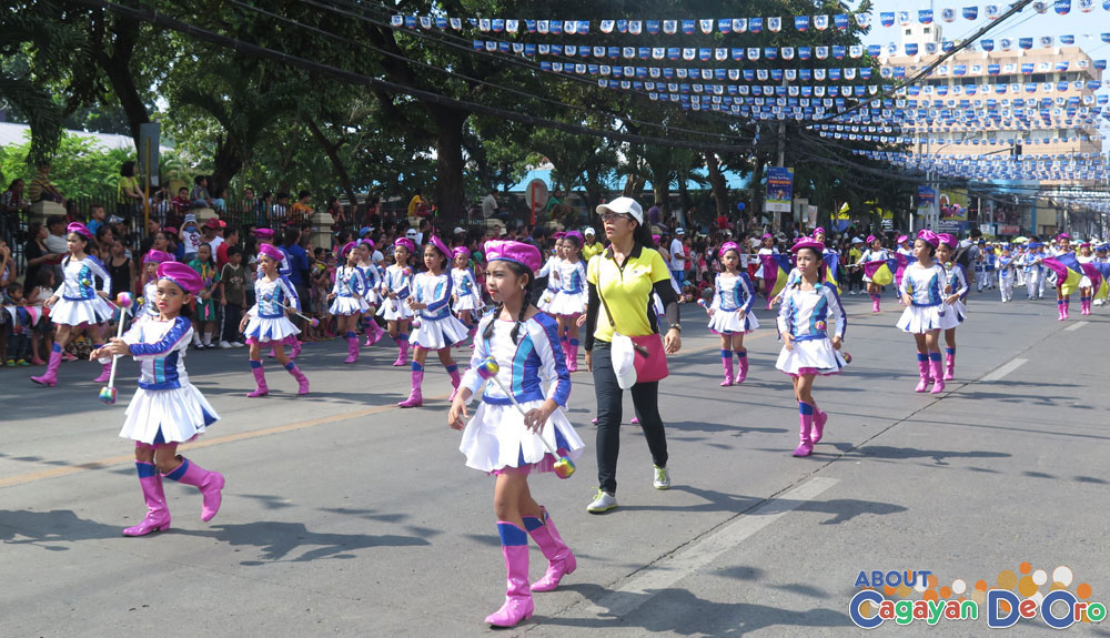 Kauswagan Central School at Cagayan de Oro The Higalas Parade of Floats and Icons 2015