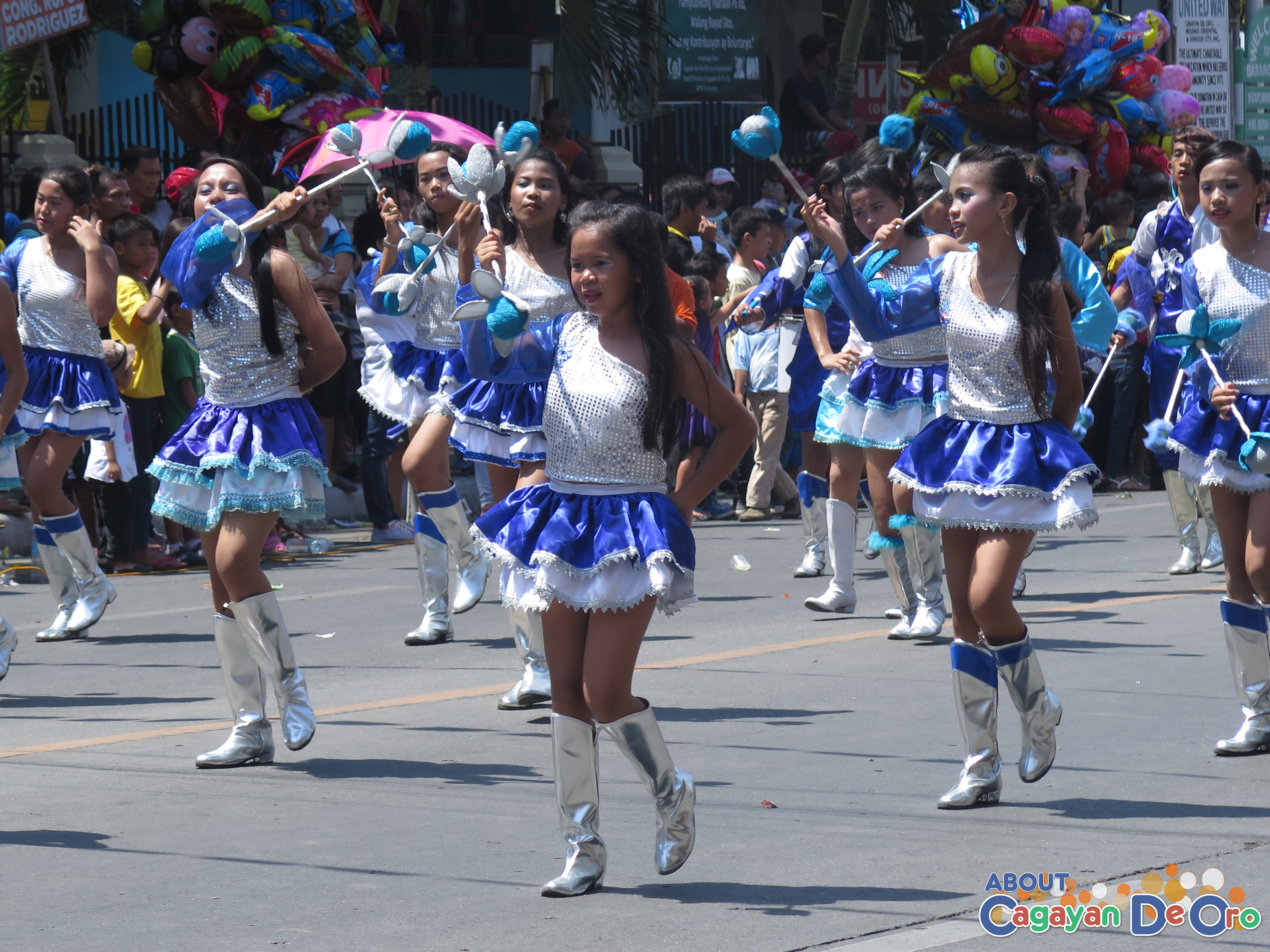 Lapasan National High School at Cagayan de Oro The Higalas Parade of Floats and Icons 2015
