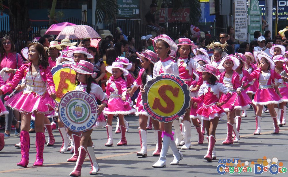 Macanhan Elementary School at Cagayan de Oro The Higalas Parade of Floats and Icons 2015
