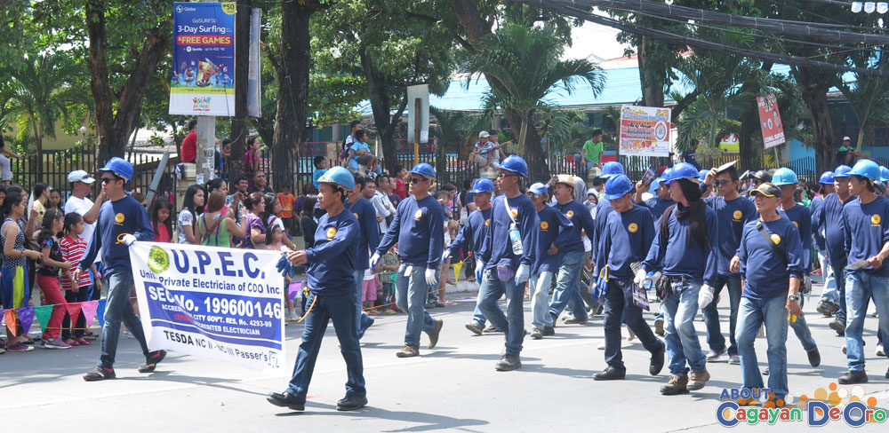 United Private Electrician og CDO Inc at Cagayan de Oro The Higalas Parade of Floats and Icons 2015