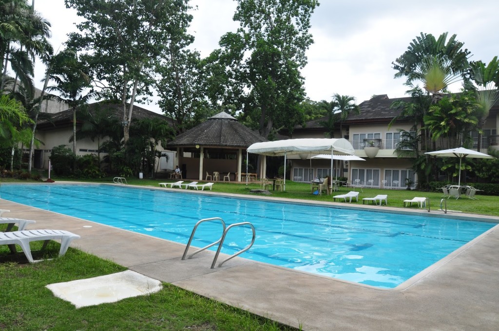 marco hotel swimming pool