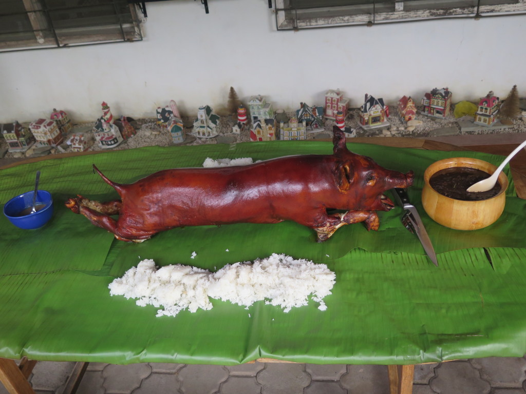 lechon with dinuguan