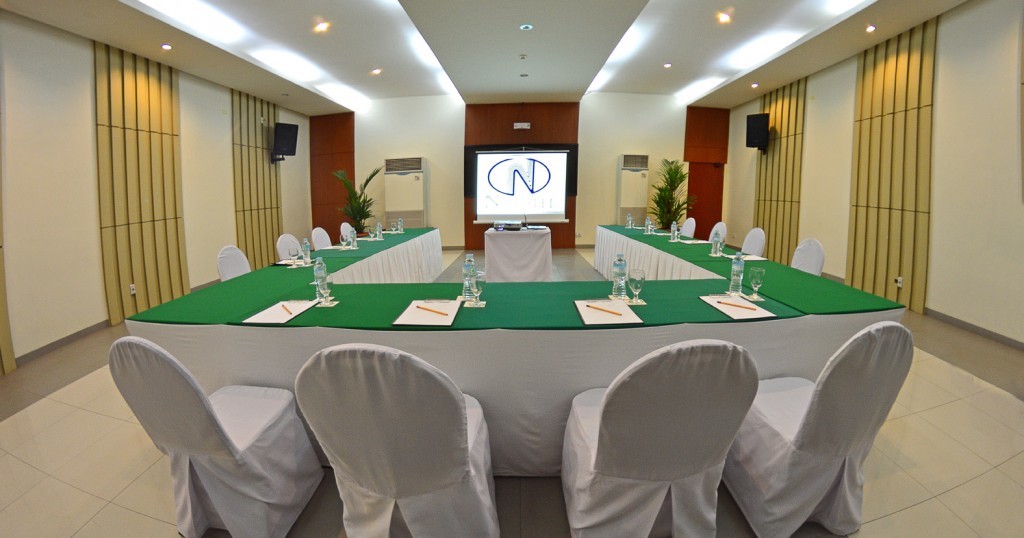 nhotel meeting room