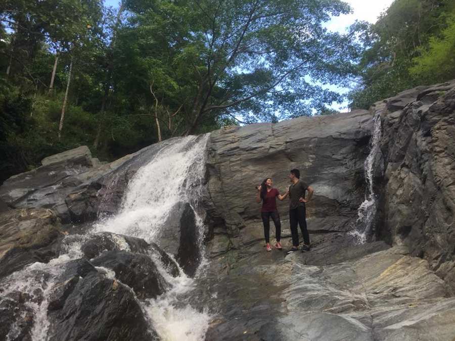 Manlumot Falls