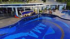 Azul Infinity Pool